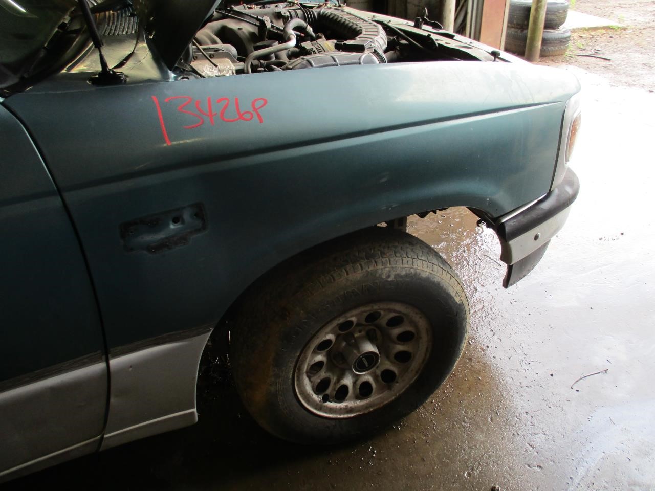 https://f005.backblazeb2.com/file/img-partshotlines-com/Inventory/EX26/Vehicle/84385_06.jpg