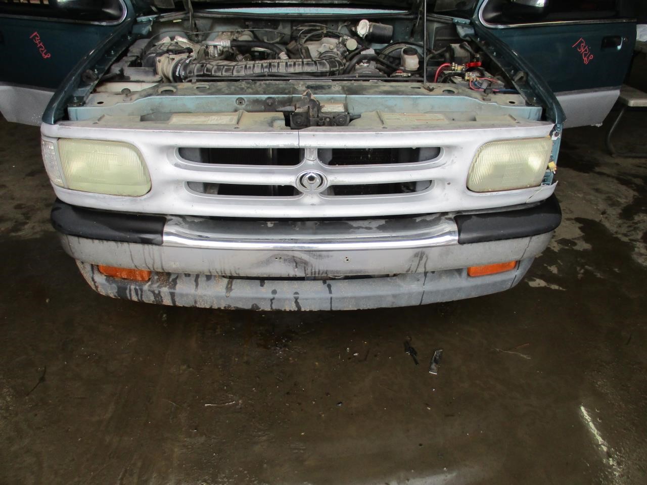 https://f005.backblazeb2.com/file/img-partshotlines-com/Inventory/EX26/Vehicle/84385_11.jpg