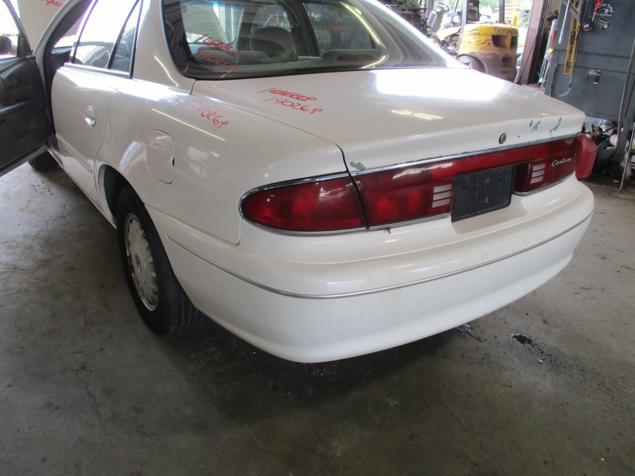 https://f005.backblazeb2.com/file/img-partshotlines-com/Inventory/EX26/Vehicle/84507_02.jpg