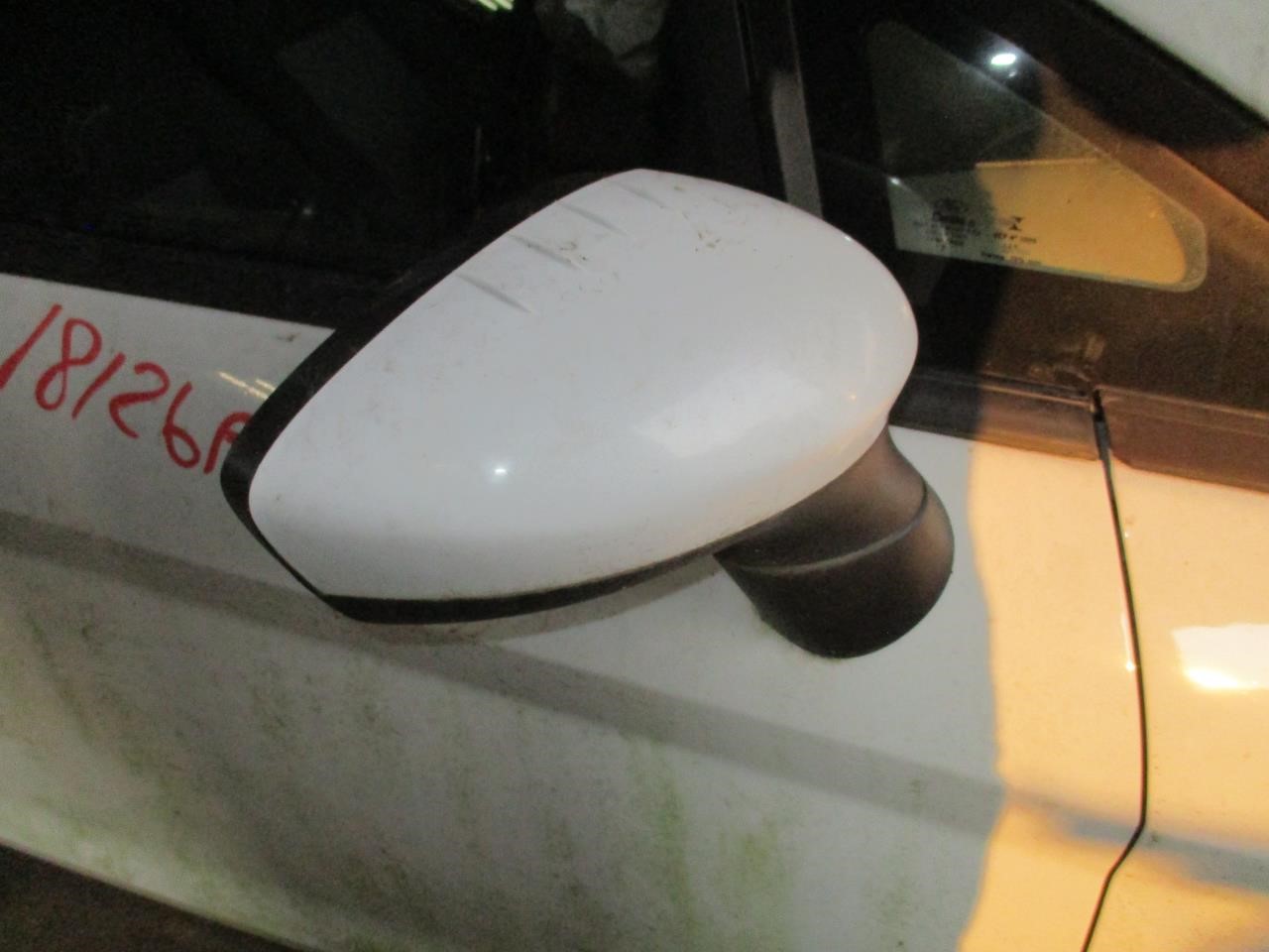 https://f005.backblazeb2.com/file/img-partshotlines-com/Inventory/EX26/Vehicle/84886_07.jpg