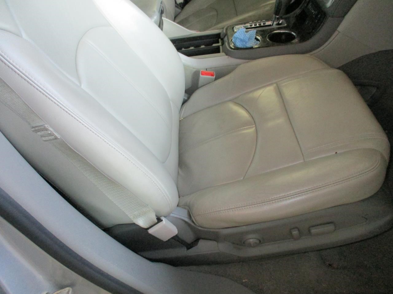 https://f005.backblazeb2.com/file/img-partshotlines-com/Inventory/EX26/Vehicle/84888_09.jpg