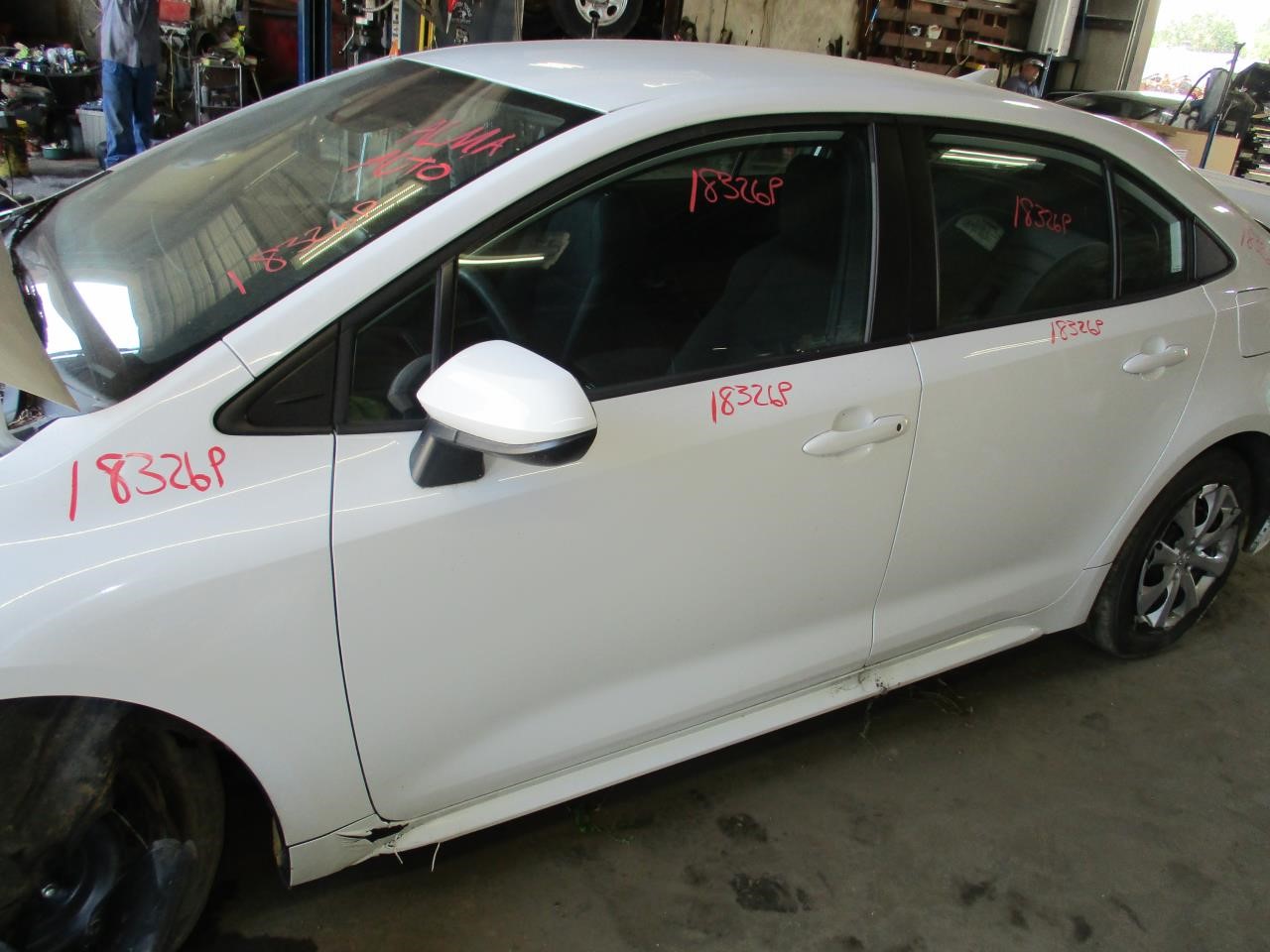 https://f005.backblazeb2.com/file/img-partshotlines-com/Inventory/EX26/Vehicle/84890_12.jpg