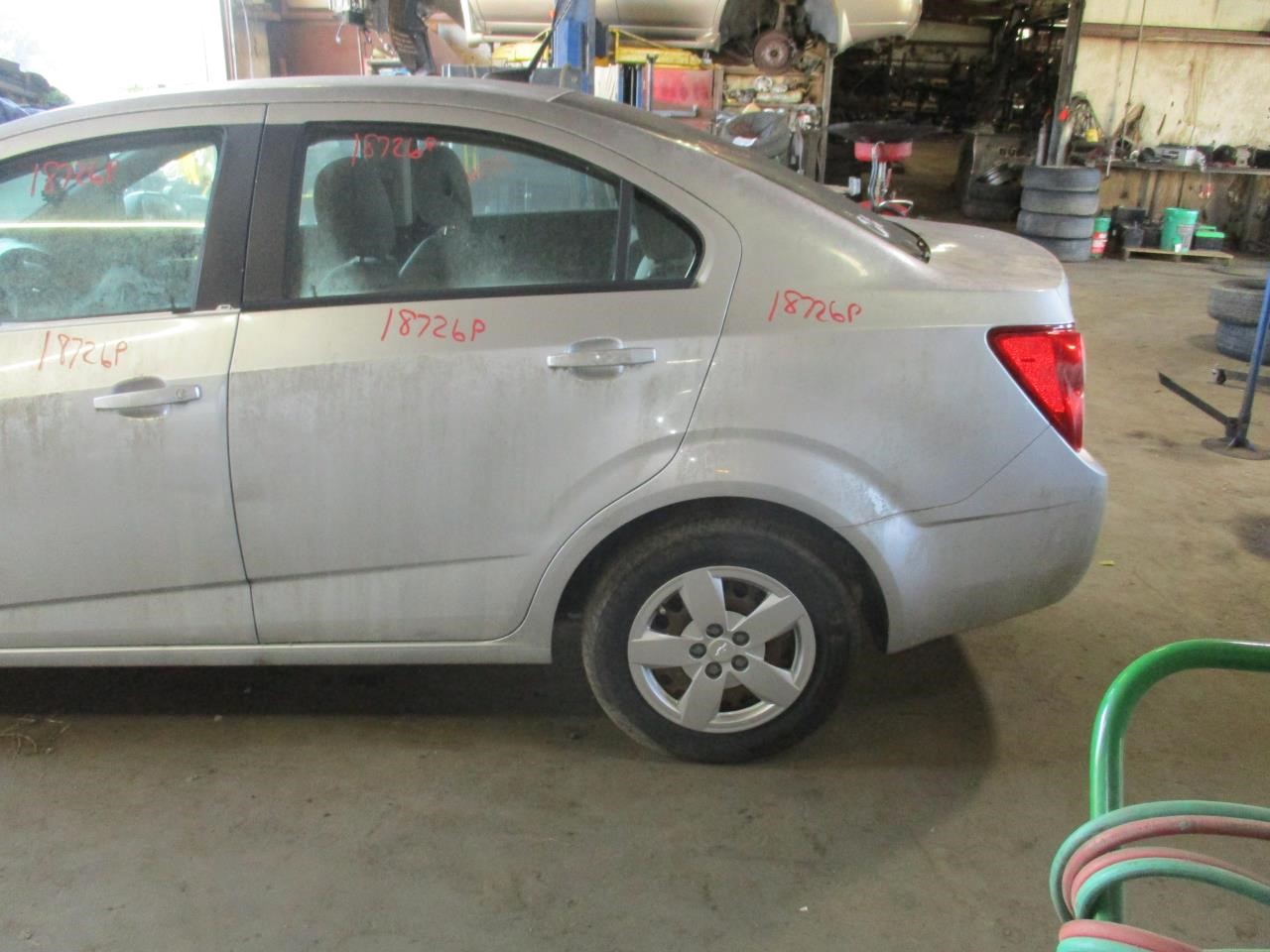 https://f005.backblazeb2.com/file/img-partshotlines-com/Inventory/EX26/Vehicle/84946_01.jpg