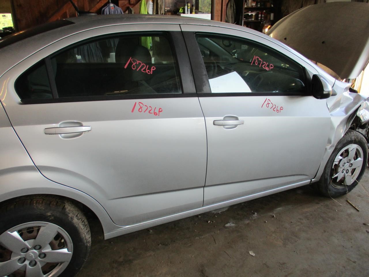 https://f005.backblazeb2.com/file/img-partshotlines-com/Inventory/EX26/Vehicle/84946_06.jpg