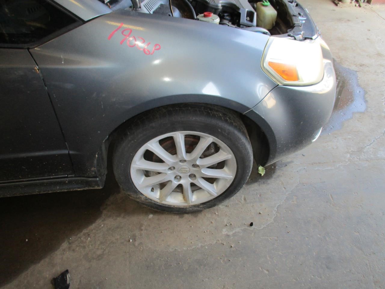 https://f005.backblazeb2.com/file/img-partshotlines-com/Inventory/EX26/Vehicle/85017_11.jpg