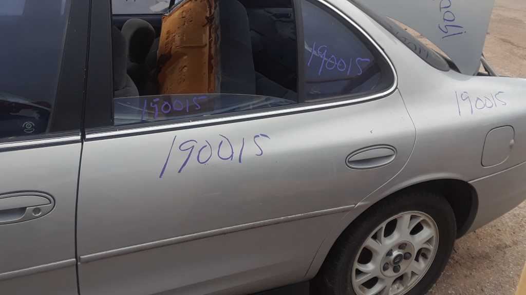https://f005.backblazeb2.com/file/img-partshotlines-com/Inventory/EX264/Vehicle/22350_04.jpg