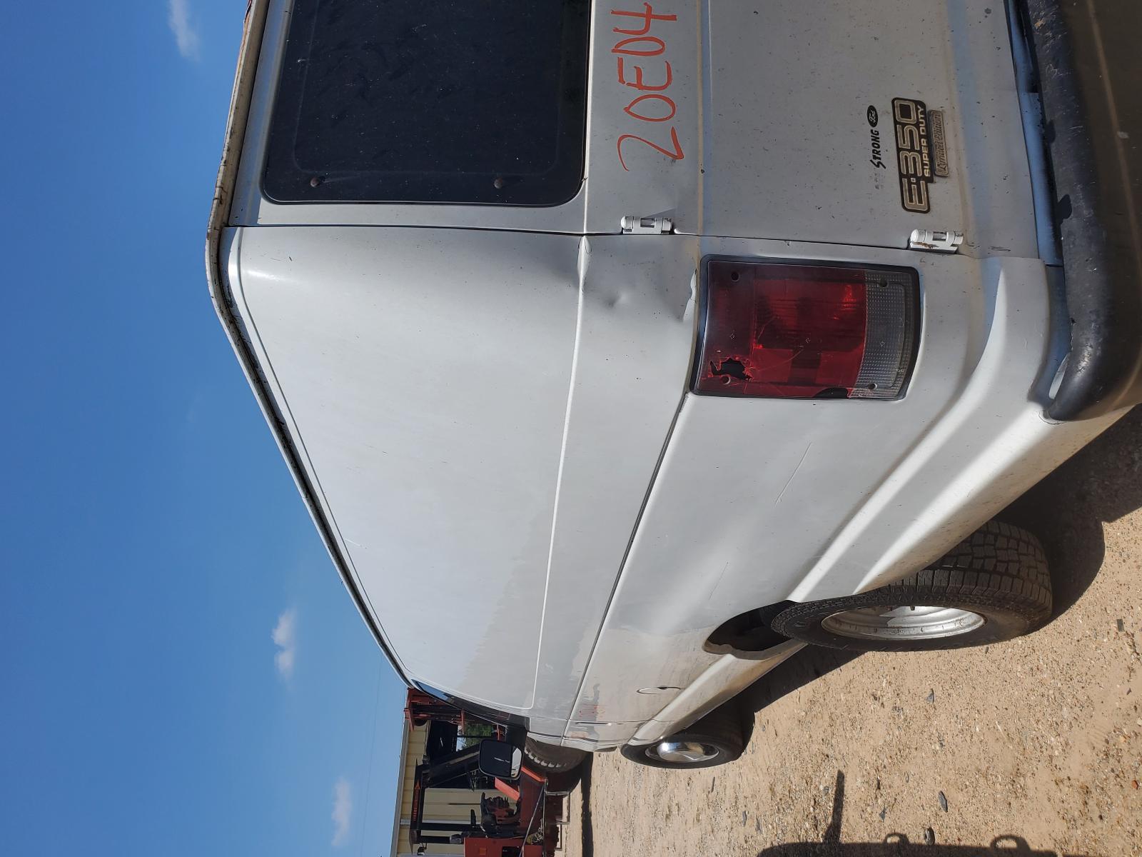 f/c/i/e/4ca6acb5-d2a8-4336-9ce6-e01f7c3ffd51.jpg
