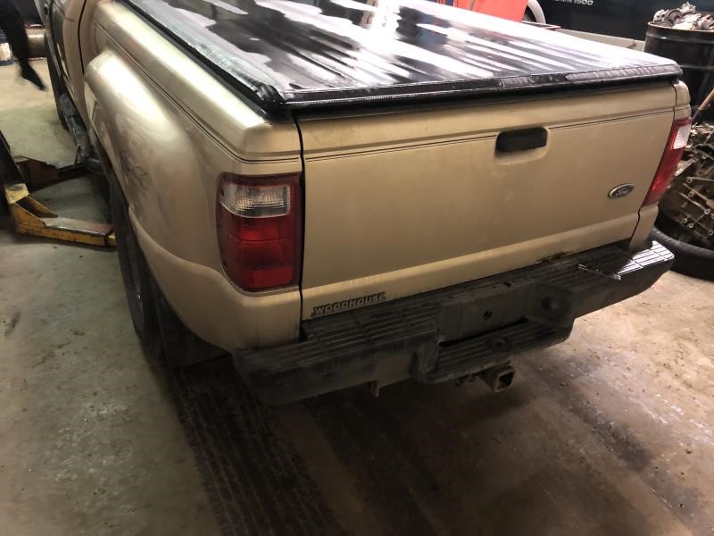 https://f005.backblazeb2.com/file/img-partshotlines-com/Inventory/EX304/Vehicle/16174_05.jpg
