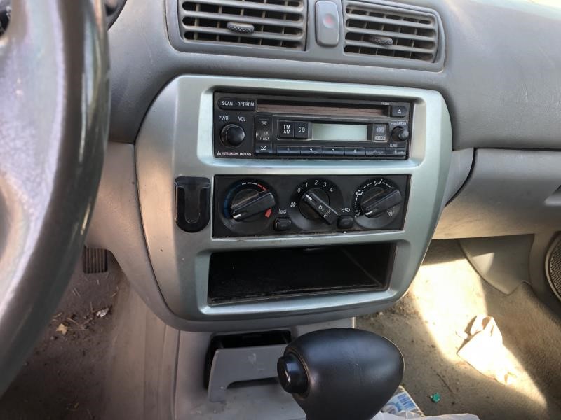 https://f005.backblazeb2.com/file/img-partshotlines-com/Inventory/EX304/Vehicle/19928_06.jpg