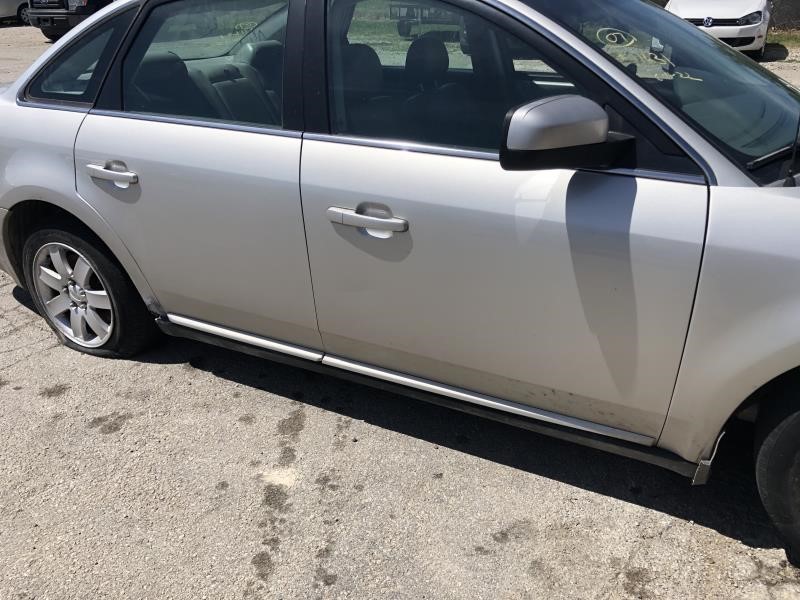 https://f005.backblazeb2.com/file/img-partshotlines-com/Inventory/EX304/Vehicle/22015_02.jpg
