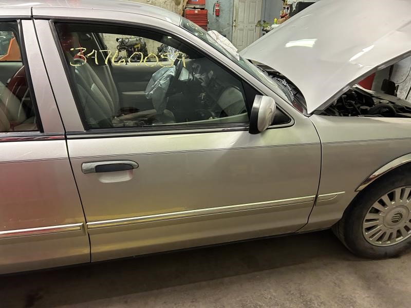 https://f005.backblazeb2.com/file/img-partshotlines-com/Inventory/EX304/Vehicle/22921_08.jpg