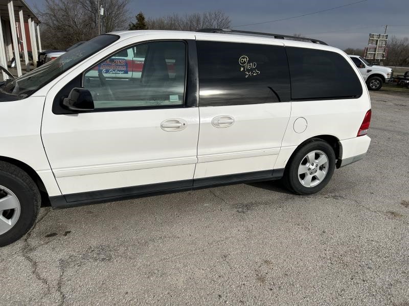 https://f005.backblazeb2.com/file/img-partshotlines-com/Inventory/EX304/Vehicle/23349_04.jpg