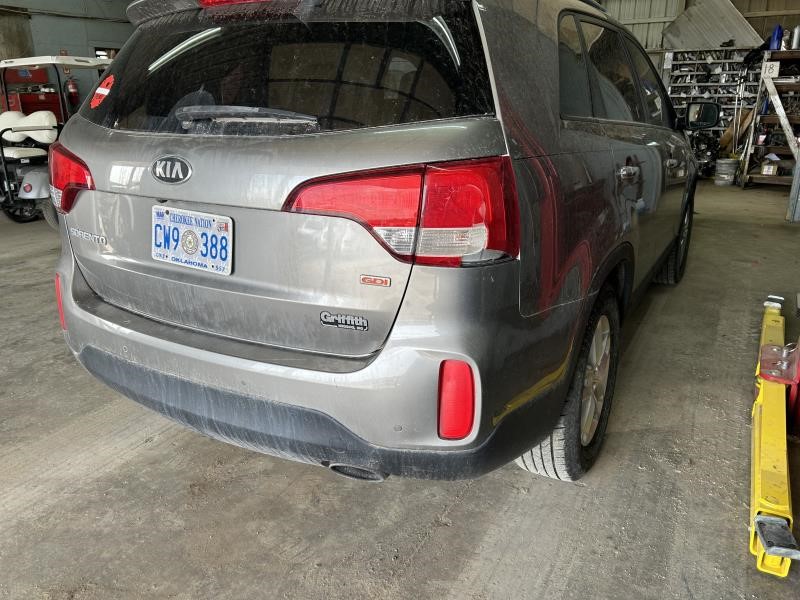 https://f005.backblazeb2.com/file/img-partshotlines-com/Inventory/EX304/Vehicle/23367_06.jpg
