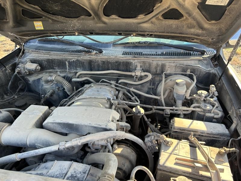 https://f005.backblazeb2.com/file/img-partshotlines-com/Inventory/EX304/Vehicle/24847_12.jpg