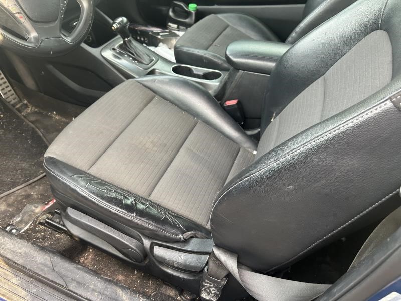 https://f005.backblazeb2.com/file/img-partshotlines-com/Inventory/EX304/Vehicle/25641_08.jpg