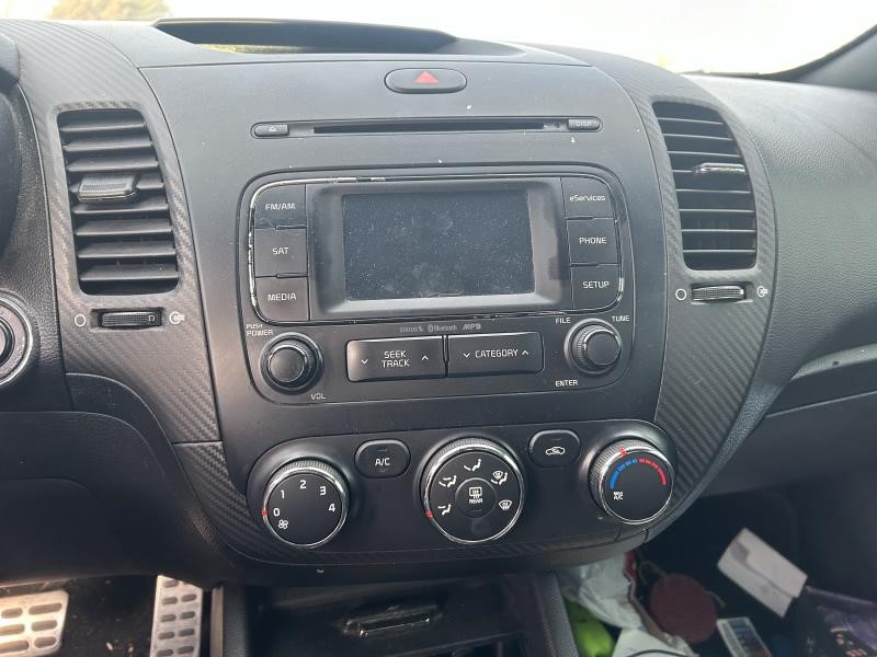 https://f005.backblazeb2.com/file/img-partshotlines-com/Inventory/EX304/Vehicle/25641_09.jpg