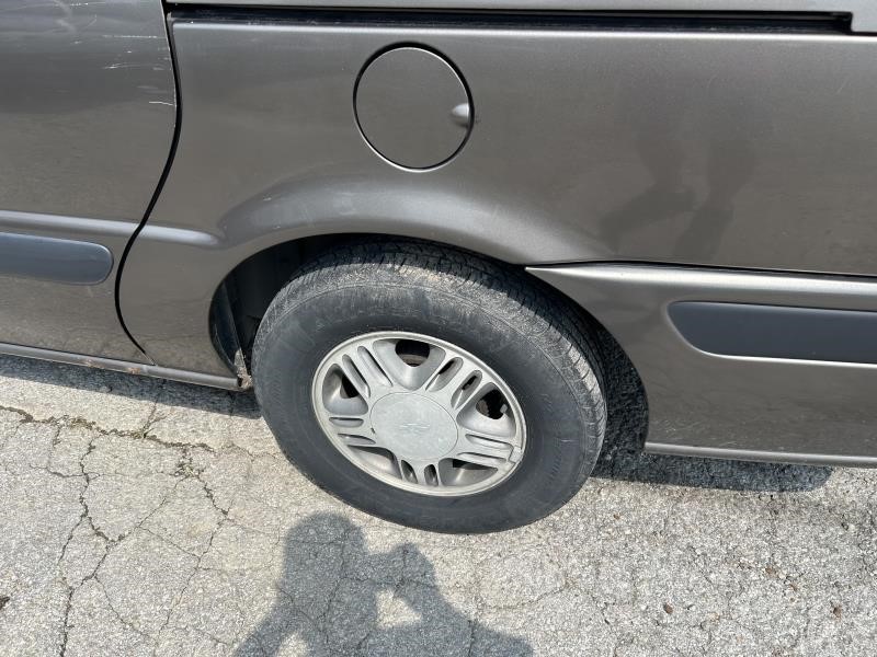 https://f005.backblazeb2.com/file/img-partshotlines-com/Inventory/EX304/Vehicle/26727_05.jpg