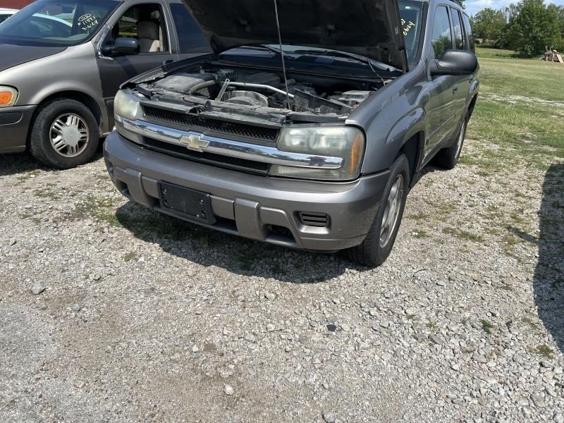 https://f005.backblazeb2.com/file/img-partshotlines-com/Inventory/EX304/Vehicle/26731_02.jpg