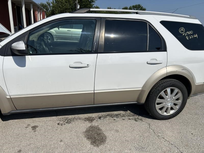 https://f005.backblazeb2.com/file/img-partshotlines-com/Inventory/EX304/Vehicle/26870_05.jpg