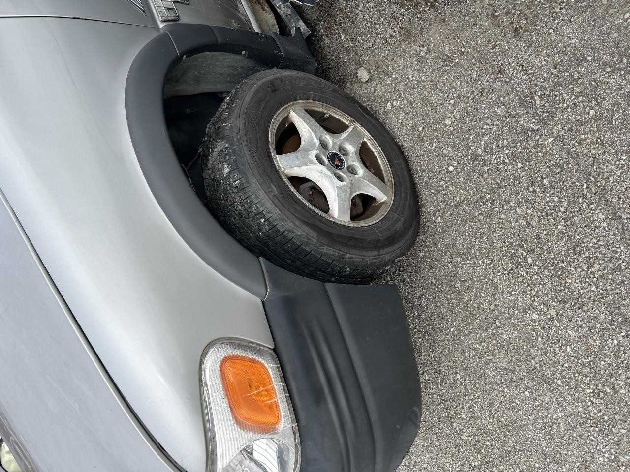 https://f005.backblazeb2.com/file/img-partshotlines-com/Inventory/EX304/Vehicle/27794_04.jpg