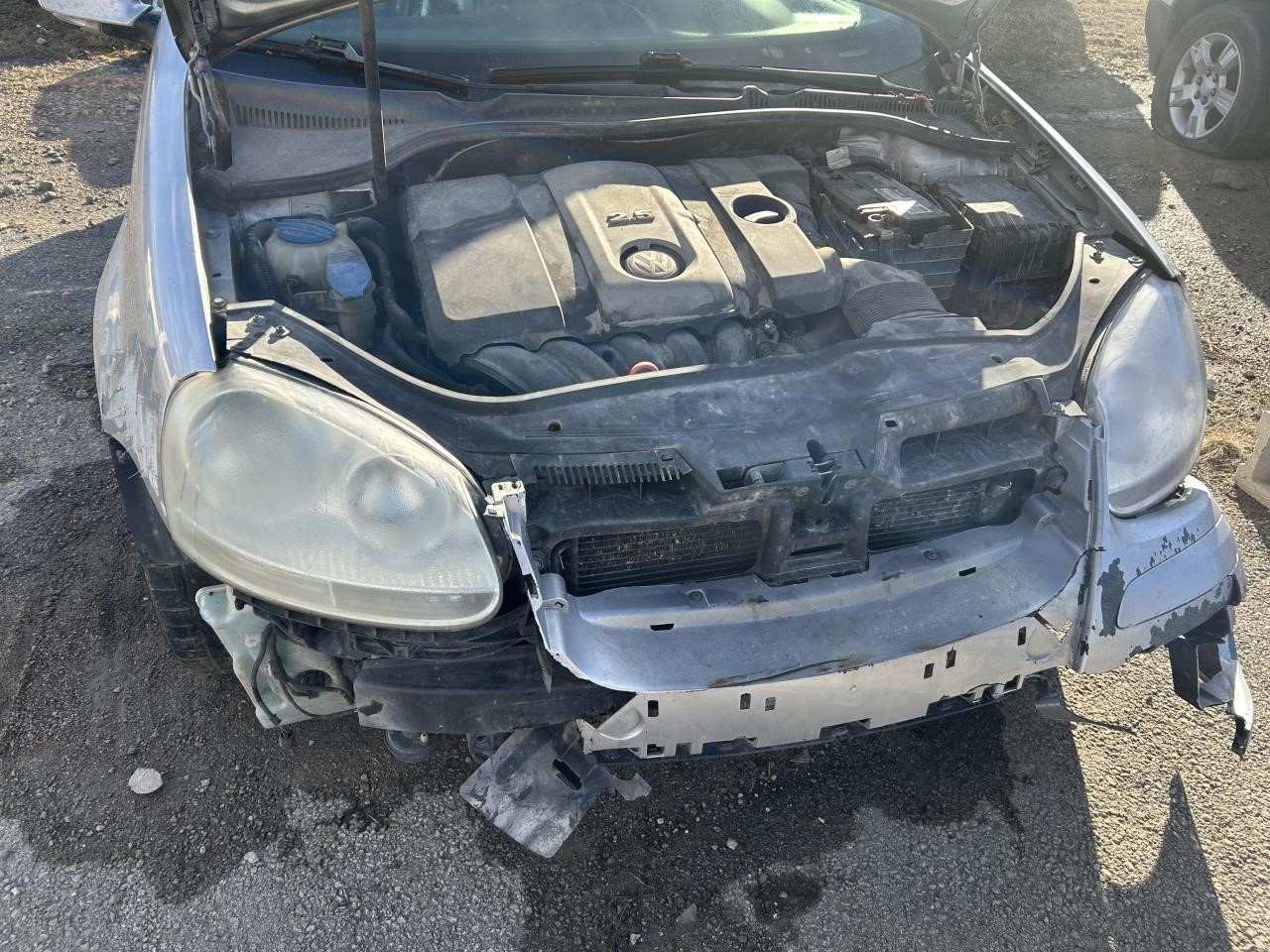 https://f005.backblazeb2.com/file/img-partshotlines-com/Inventory/EX304/Vehicle/27903_02.jpg