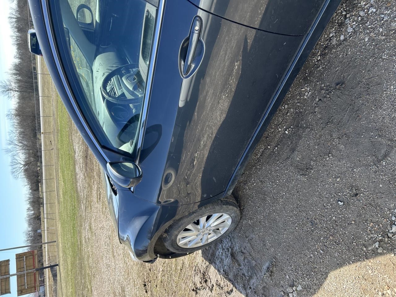 https://f005.backblazeb2.com/file/img-partshotlines-com/Inventory/EX304/Vehicle/27972_07.jpg