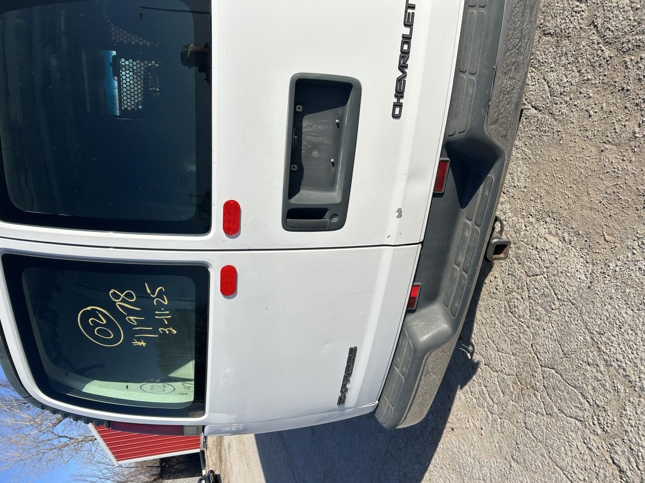 https://f005.backblazeb2.com/file/img-partshotlines-com/Inventory/EX304/Vehicle/28016_16.jpg
