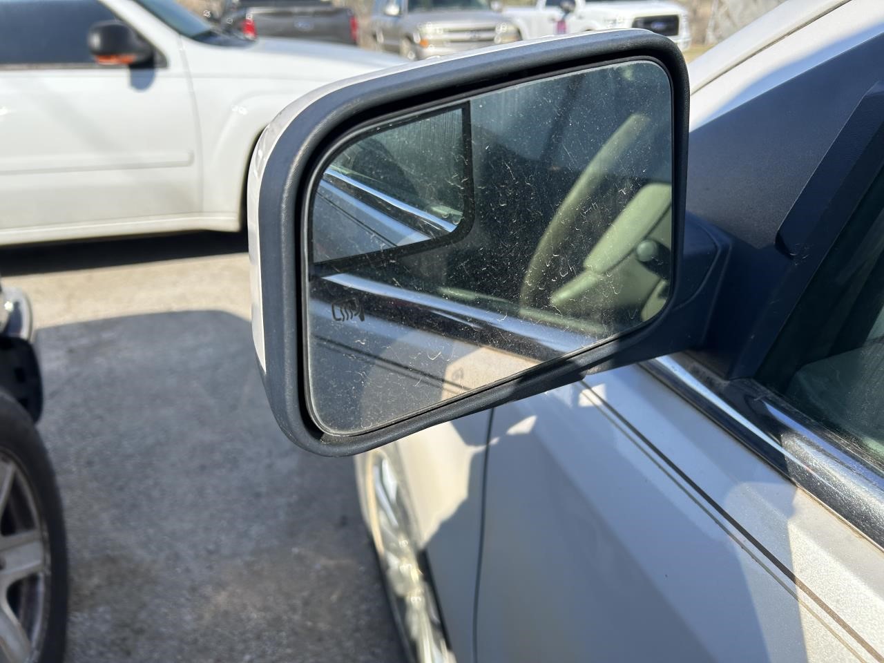 https://f005.backblazeb2.com/file/img-partshotlines-com/Inventory/EX304/Vehicle/28079_07.jpg