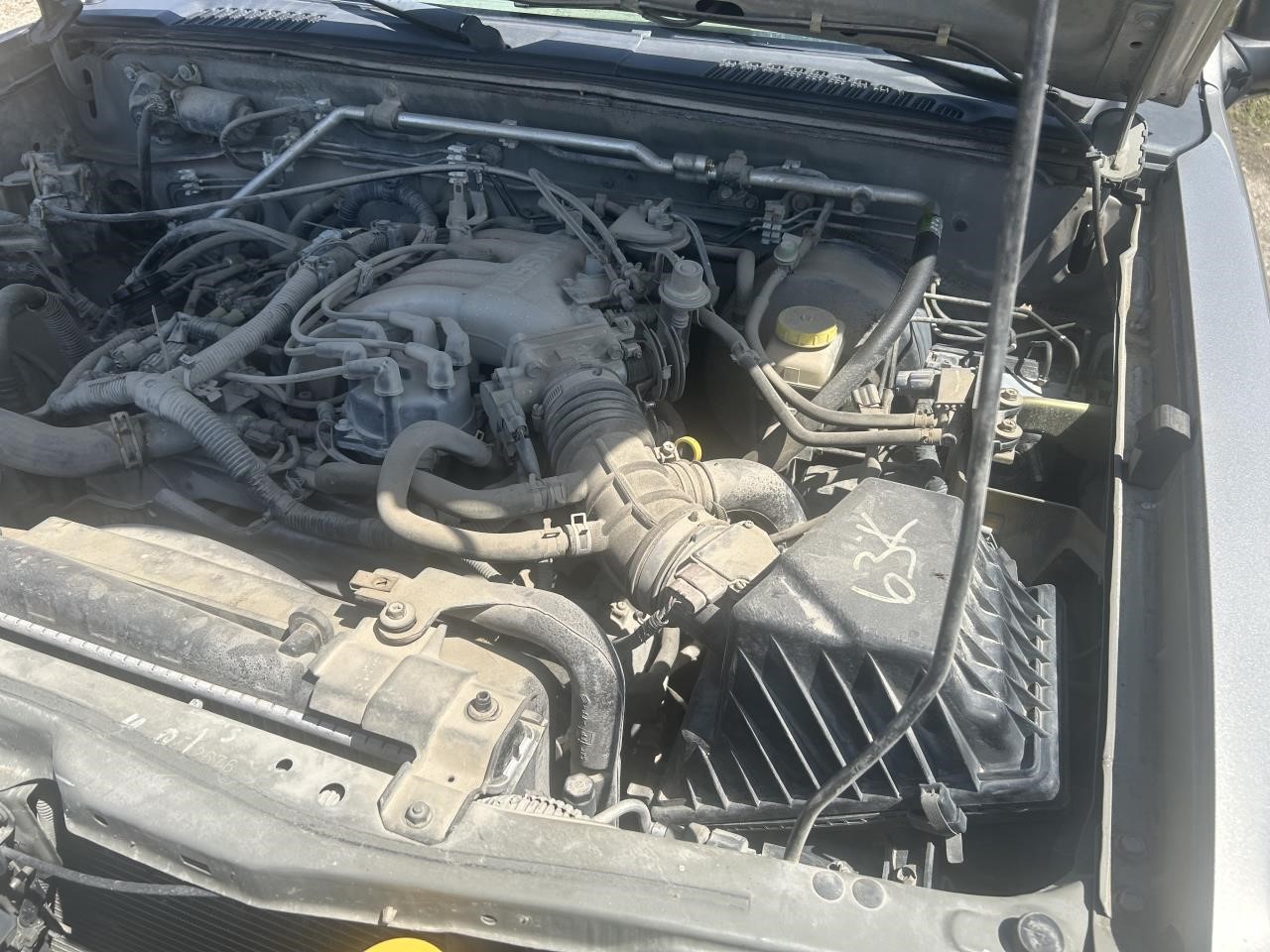 https://f005.backblazeb2.com/file/img-partshotlines-com/Inventory/EX304/Vehicle/28163_11.jpg