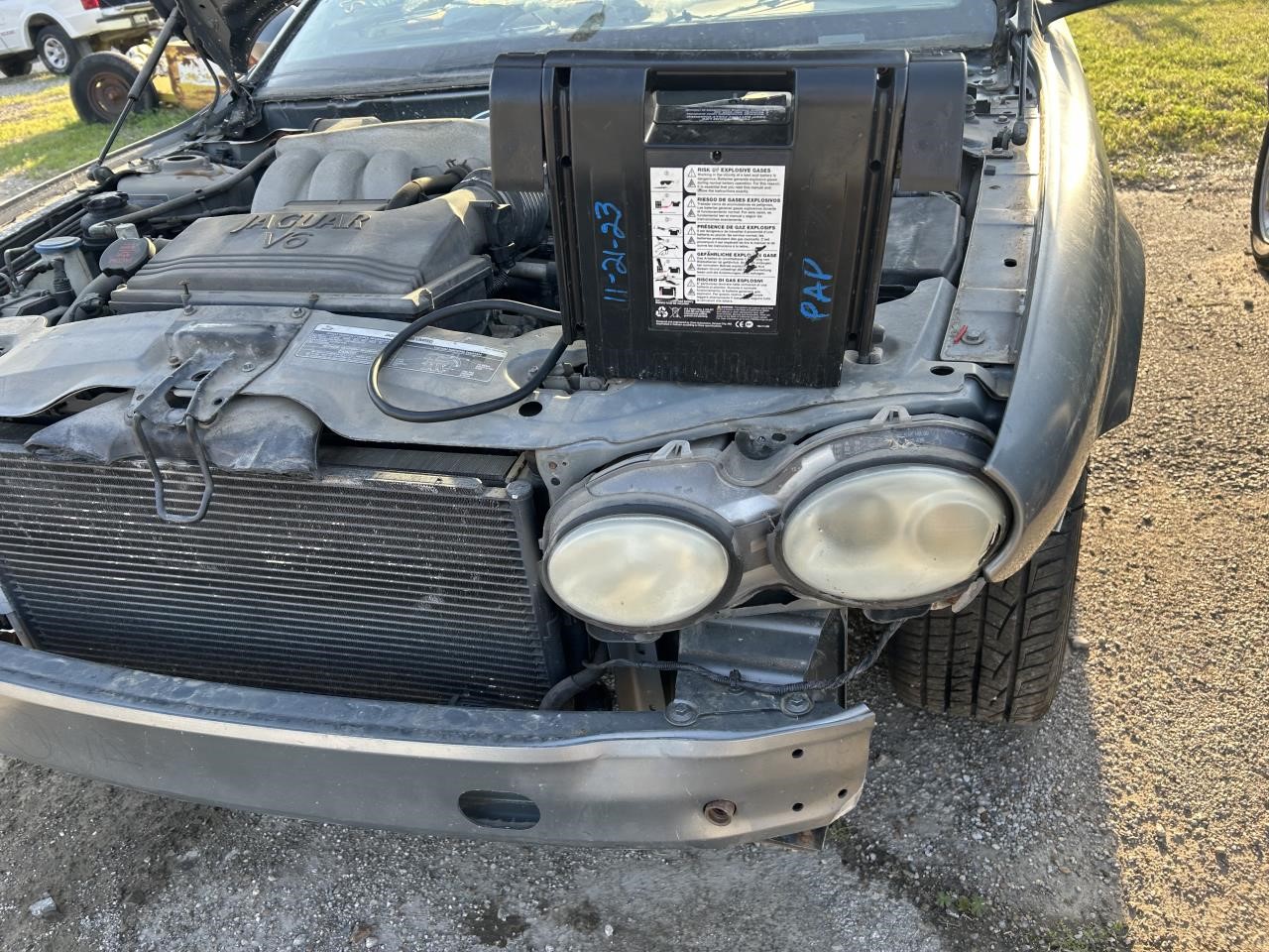 https://f005.backblazeb2.com/file/img-partshotlines-com/Inventory/EX304/Vehicle/28230_03.jpg