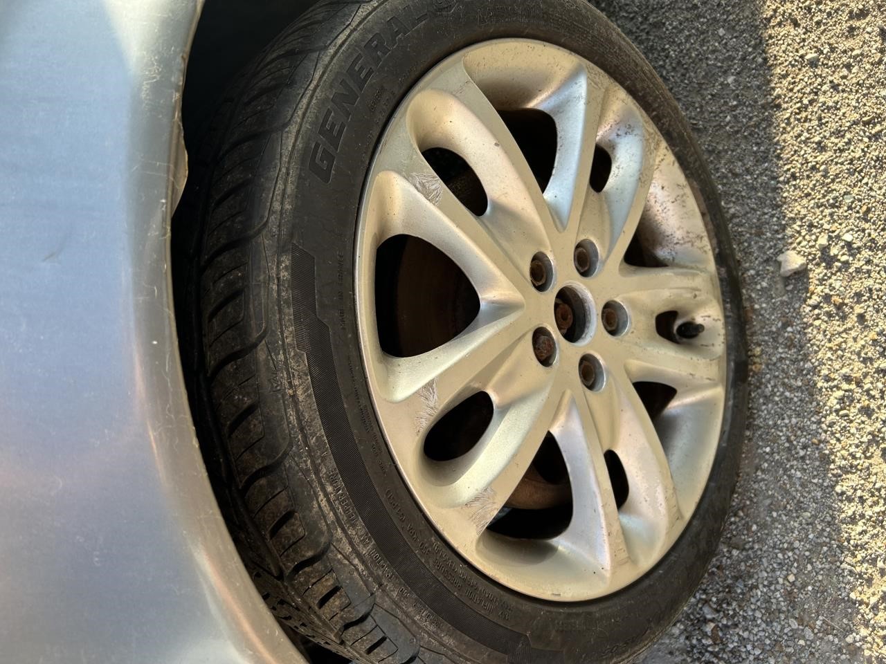 https://f005.backblazeb2.com/file/img-partshotlines-com/Inventory/EX304/Vehicle/28230_05.jpg