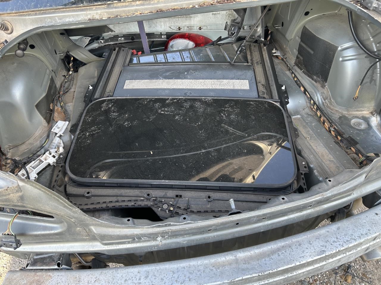 https://f005.backblazeb2.com/file/img-partshotlines-com/Inventory/EX304/Vehicle/28230_08.jpg