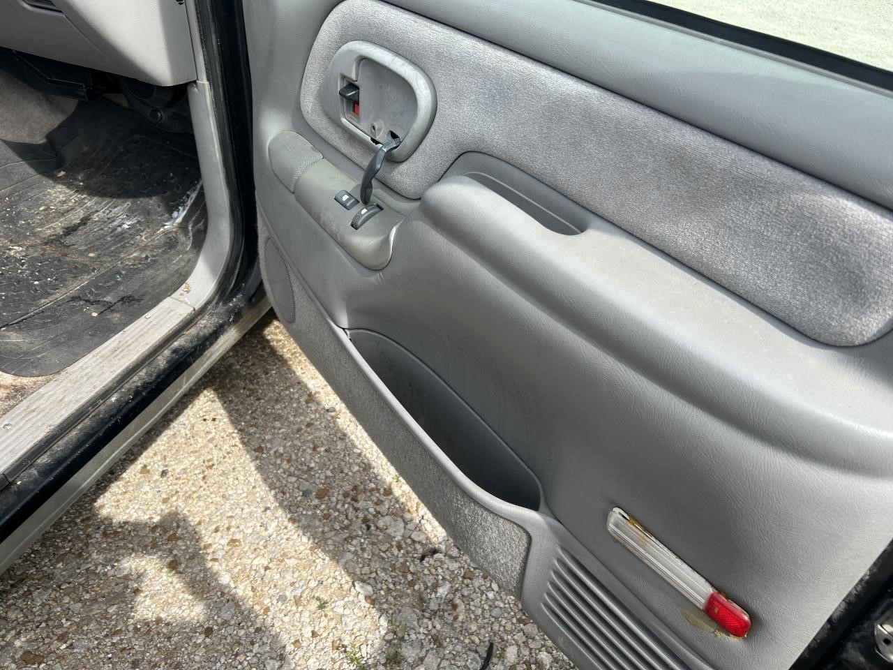 https://f005.backblazeb2.com/file/img-partshotlines-com/Inventory/EX304/Vehicle/28285_04.jpg
