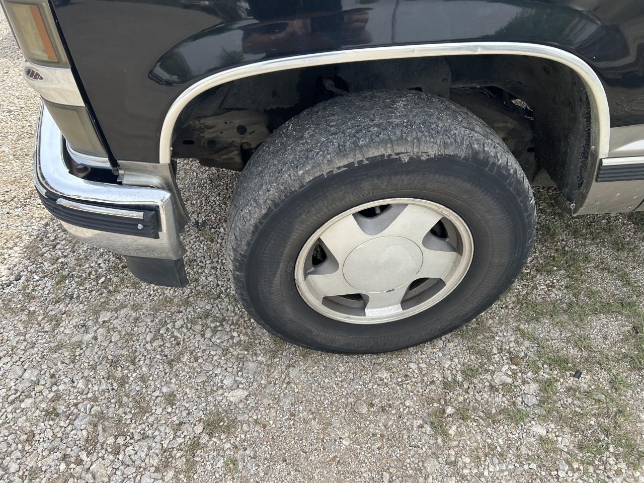 https://f005.backblazeb2.com/file/img-partshotlines-com/Inventory/EX304/Vehicle/28285_06.jpg