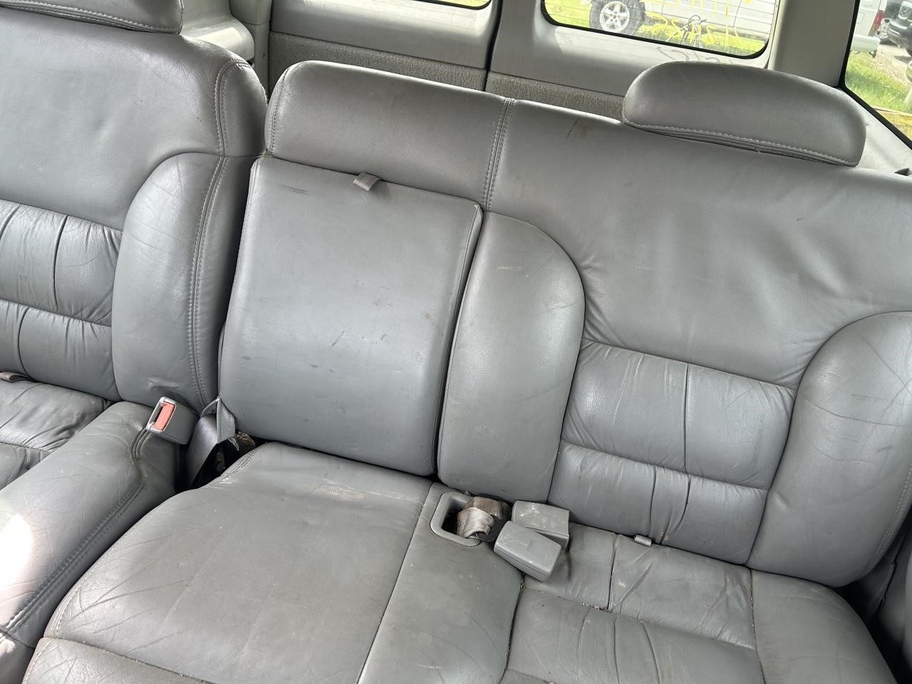 https://f005.backblazeb2.com/file/img-partshotlines-com/Inventory/EX304/Vehicle/28285_12.jpg
