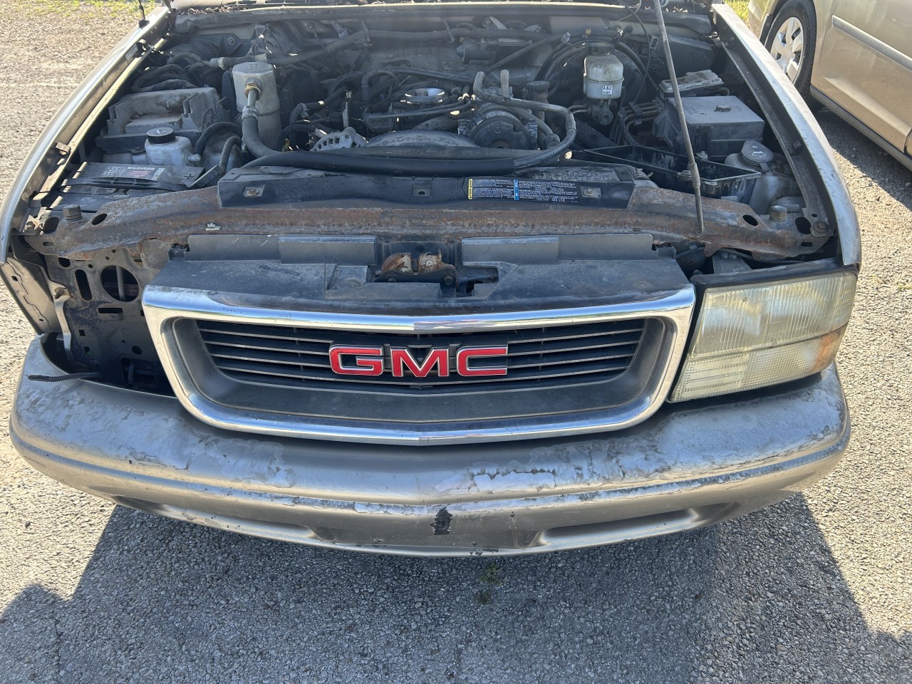 https://f005.backblazeb2.com/file/img-partshotlines-com/Inventory/EX304/Vehicle/28680_01.jpg