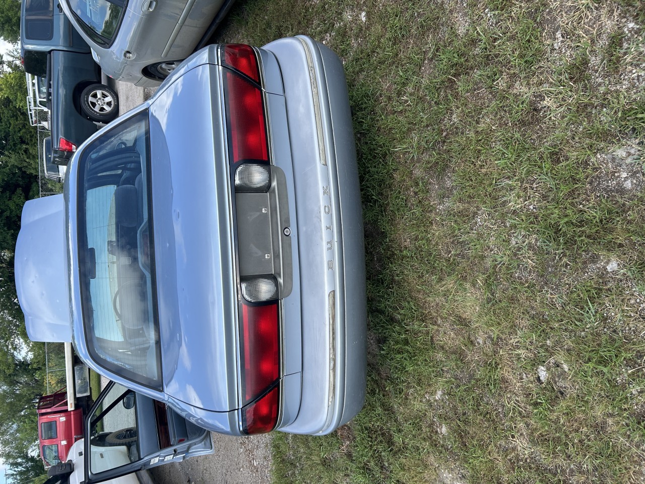 https://f005.backblazeb2.com/file/img-partshotlines-com/Inventory/EX304/Vehicle/28804_02.jpg