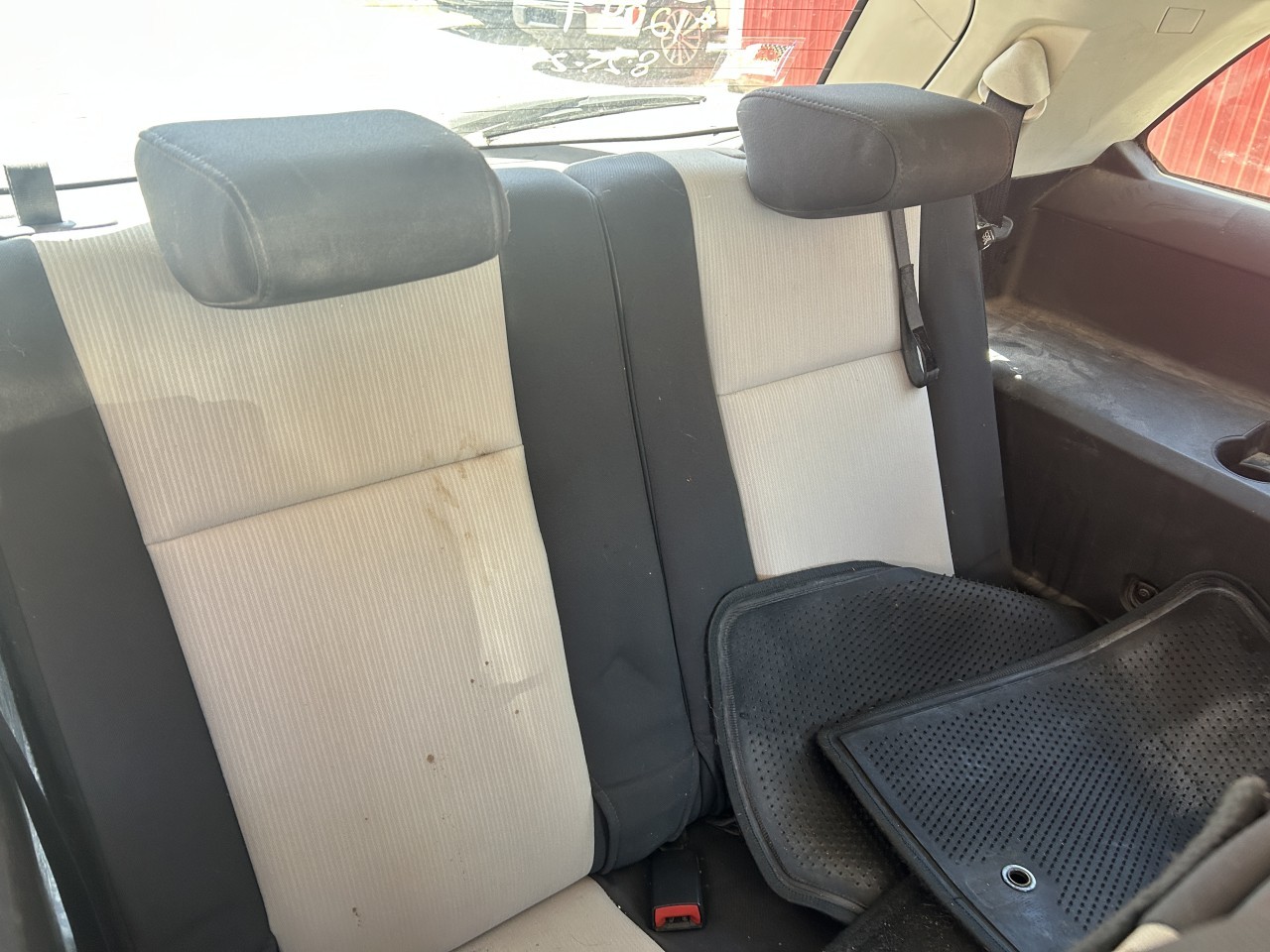https://f005.backblazeb2.com/file/img-partshotlines-com/Inventory/EX304/Vehicle/29118_05.jpg