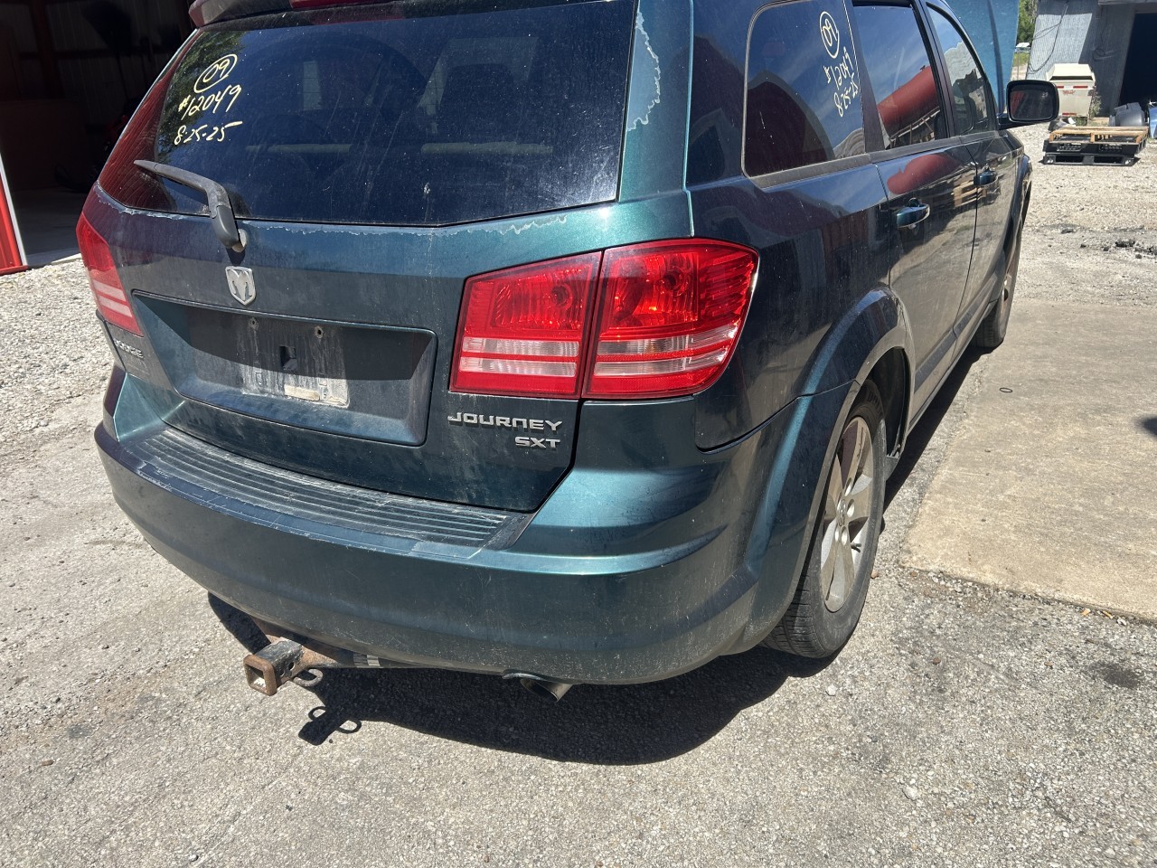 https://f005.backblazeb2.com/file/img-partshotlines-com/Inventory/EX304/Vehicle/29118_06.jpg