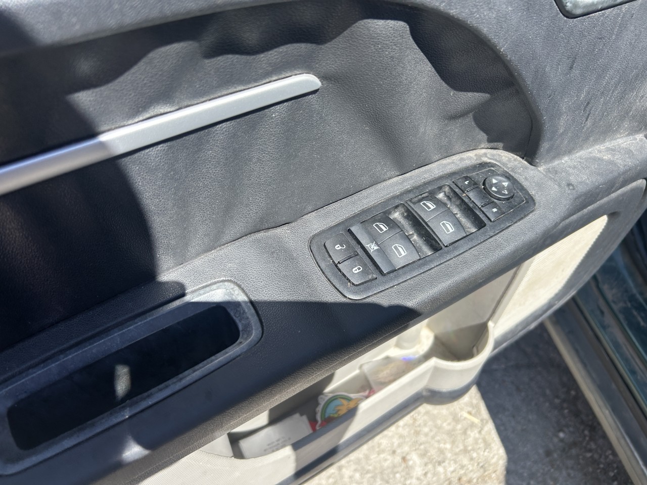 https://f005.backblazeb2.com/file/img-partshotlines-com/Inventory/EX304/Vehicle/29118_12.jpg