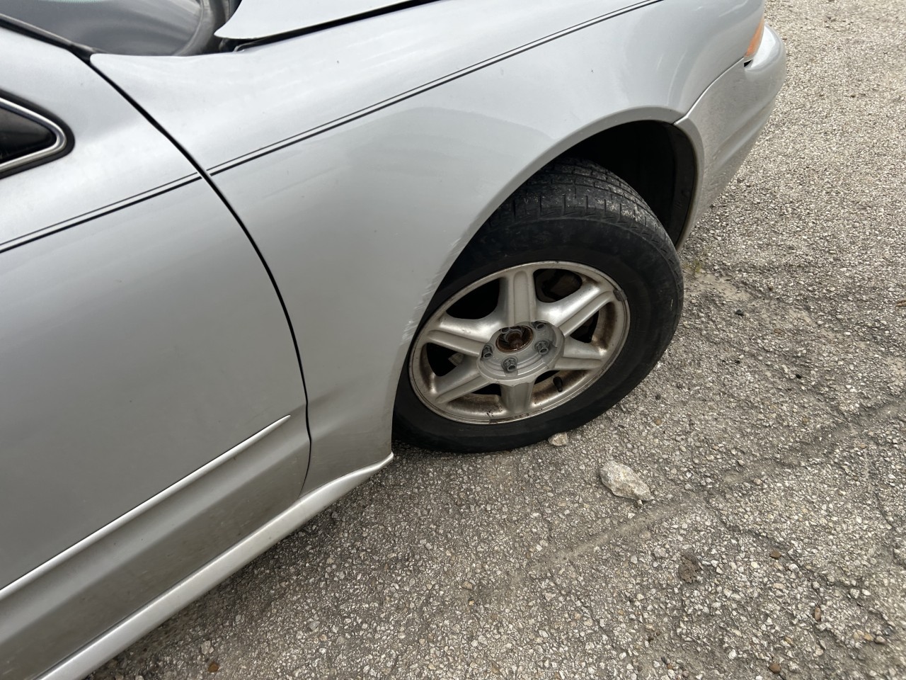 https://f005.backblazeb2.com/file/img-partshotlines-com/Inventory/EX304/Vehicle/29175_07.jpg