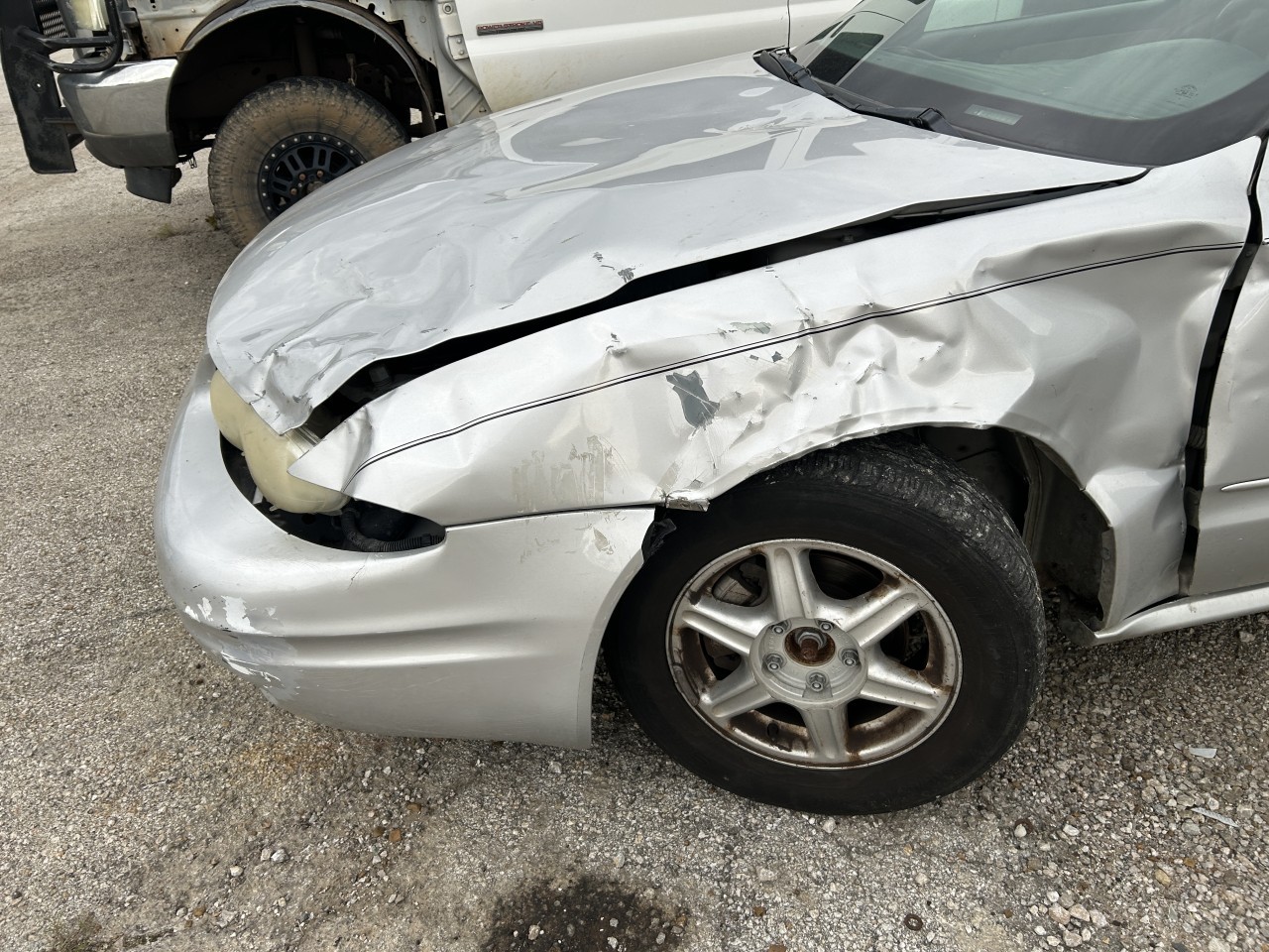 https://f005.backblazeb2.com/file/img-partshotlines-com/Inventory/EX304/Vehicle/29175_11.jpg