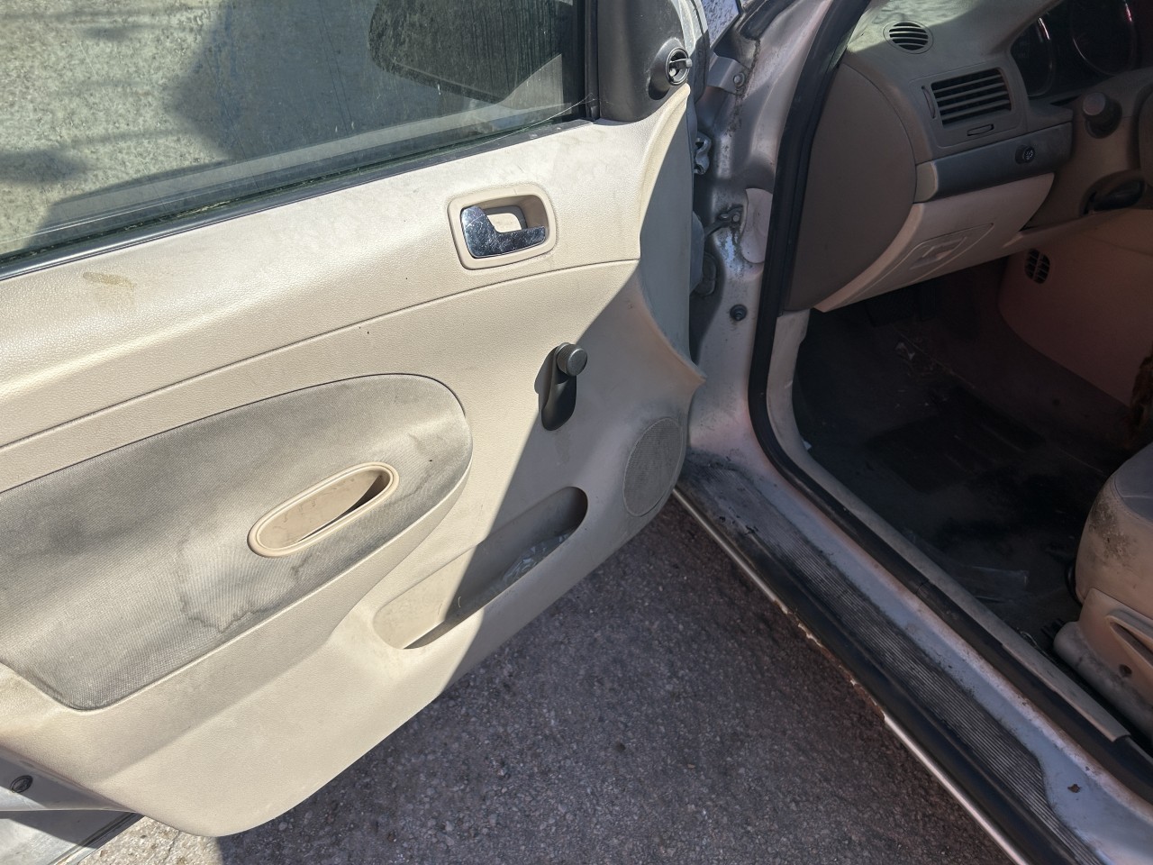 https://f005.backblazeb2.com/file/img-partshotlines-com/Inventory/EX304/Vehicle/29305_12.jpg