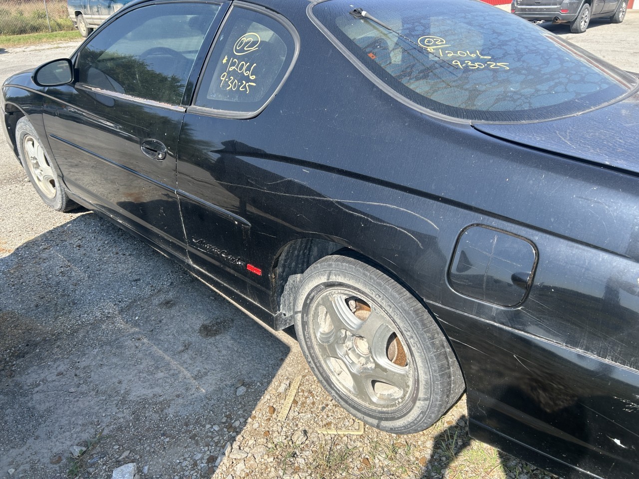 https://f005.backblazeb2.com/file/img-partshotlines-com/Inventory/EX304/Vehicle/29307_10.jpg