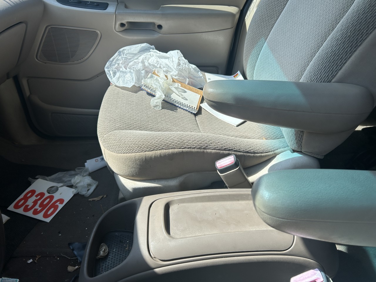 https://f005.backblazeb2.com/file/img-partshotlines-com/Inventory/EX304/Vehicle/29329_10.jpg