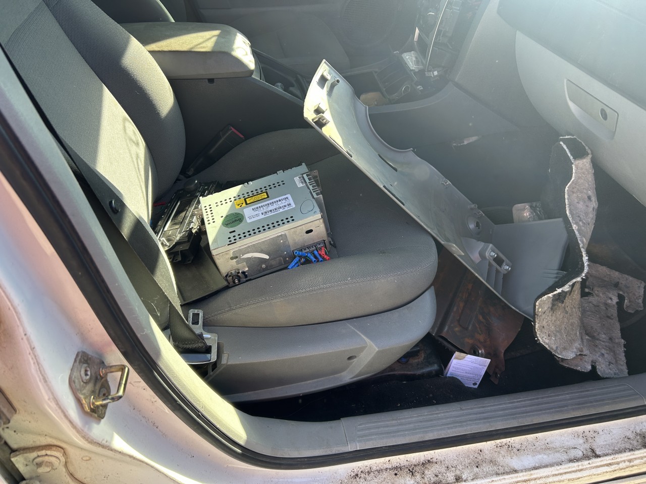 https://f005.backblazeb2.com/file/img-partshotlines-com/Inventory/EX304/Vehicle/29416_04.jpg