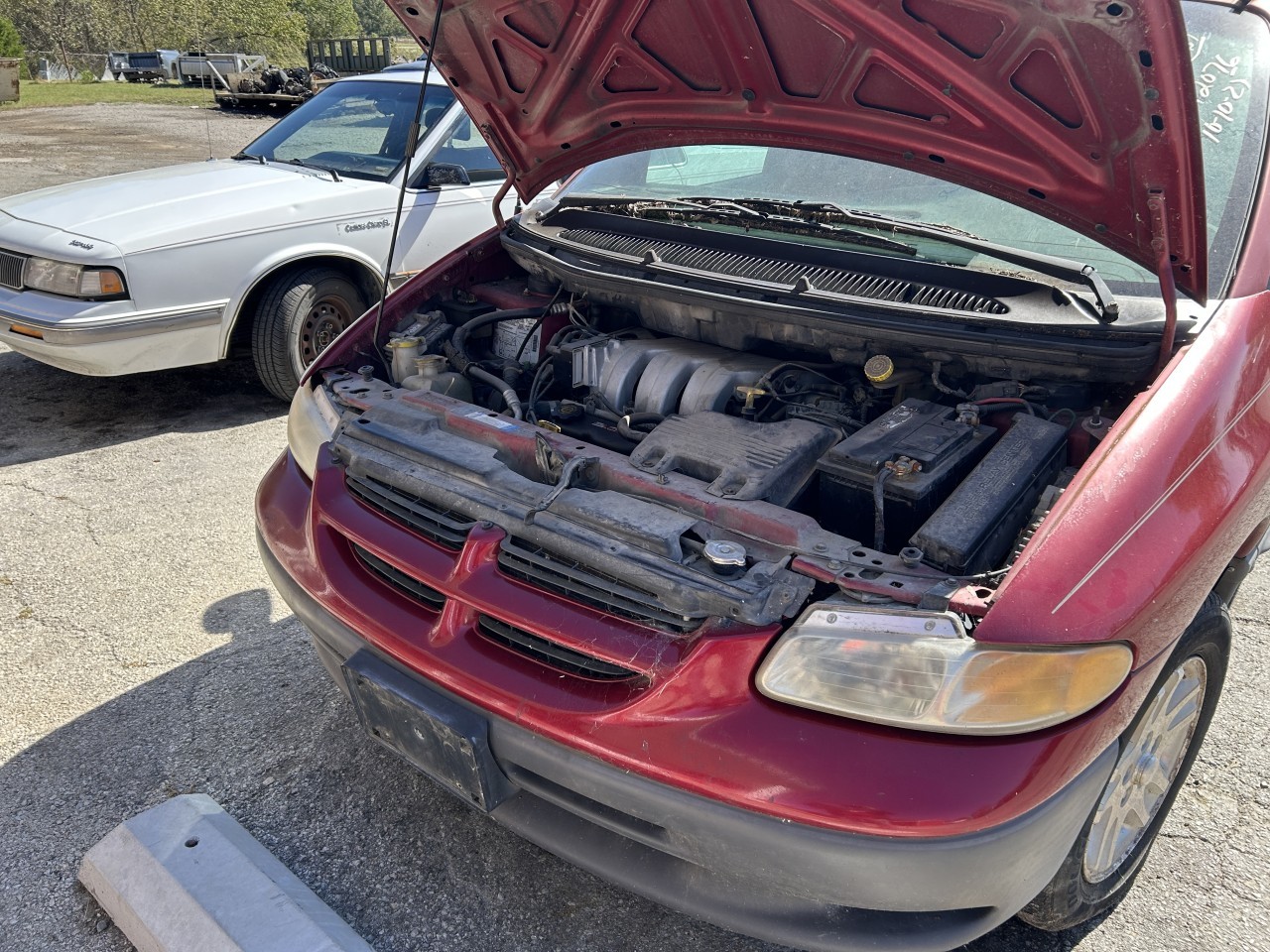 https://f005.backblazeb2.com/file/img-partshotlines-com/Inventory/EX304/Vehicle/29420_02.jpg