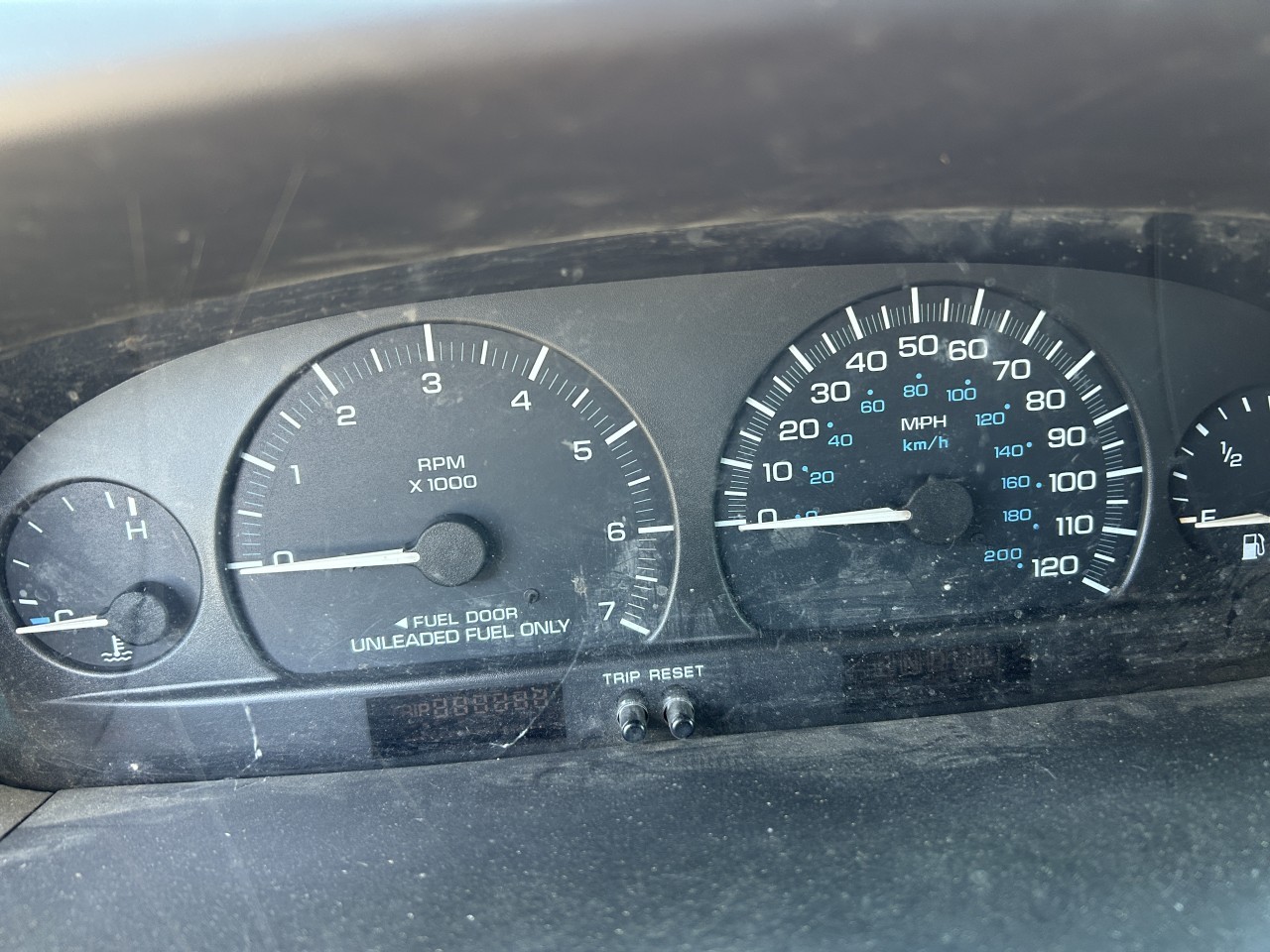 https://f005.backblazeb2.com/file/img-partshotlines-com/Inventory/EX304/Vehicle/29420_06.jpg