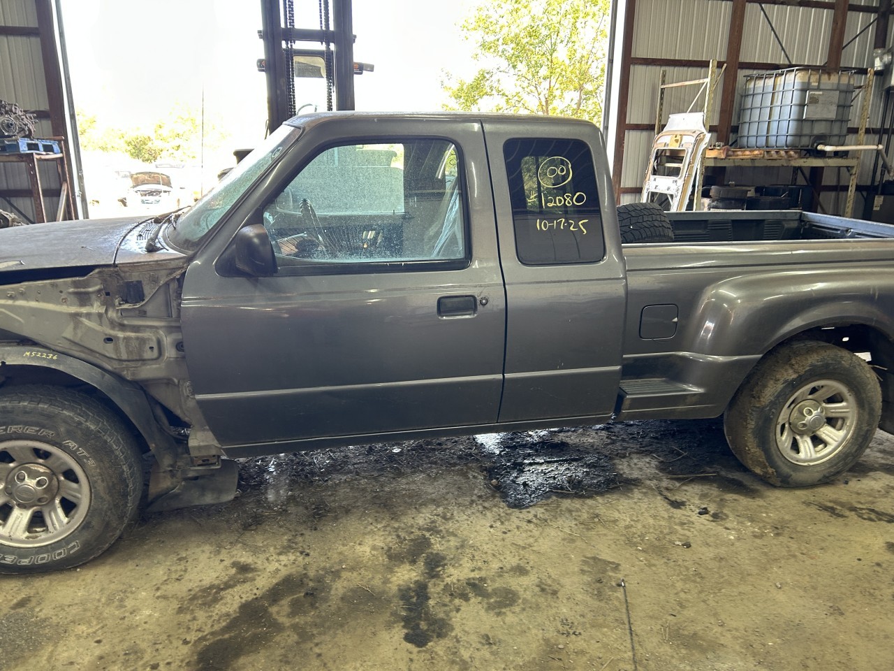 https://f005.backblazeb2.com/file/img-partshotlines-com/Inventory/EX304/Vehicle/29421_01.jpg
