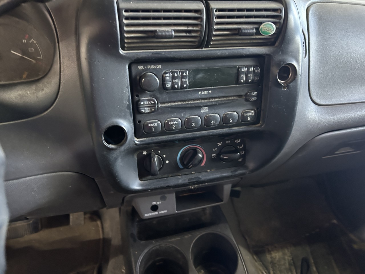 https://f005.backblazeb2.com/file/img-partshotlines-com/Inventory/EX304/Vehicle/29421_03.jpg